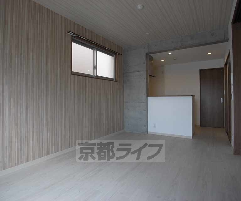 居室・リビング　広々としたお部屋です。