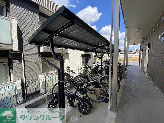 その他　駐輪場完備