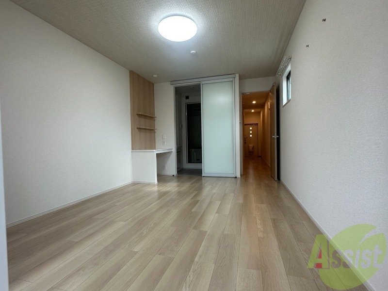 居室・リビング　８．７帖の洋室です。生活のメインとなる部屋ですね。