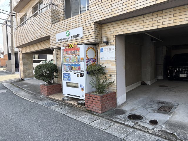 その他　自販機（その他）まで10m