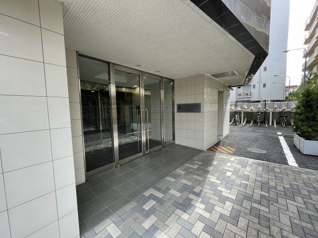 ライブコート草加の外観写真