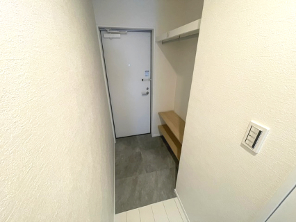 地下鉄今里筋線 だいどう豊里駅 徒歩4分 3階建 築1年の玄関写真