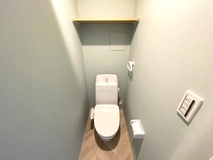 地下鉄今里筋線 だいどう豊里駅 徒歩4分 3階建 築1年のトイレ写真