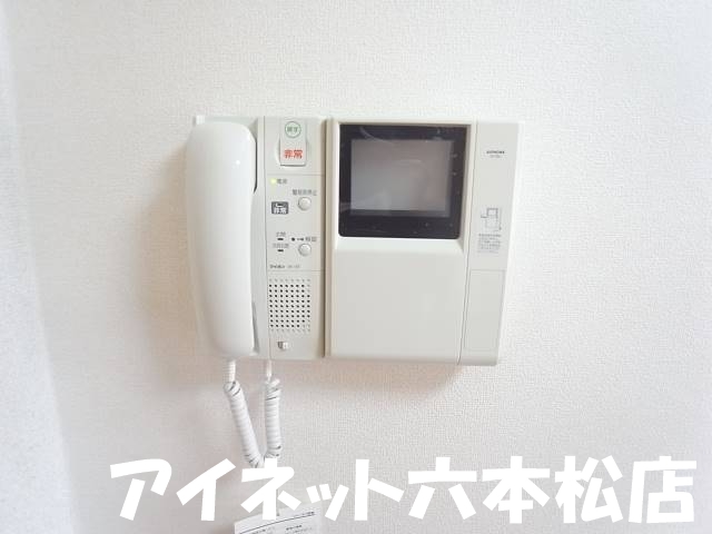 セキュリティ　モニター付きインターホンで安心です。