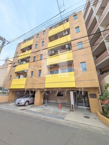 建物外観　外観は落ち着いています