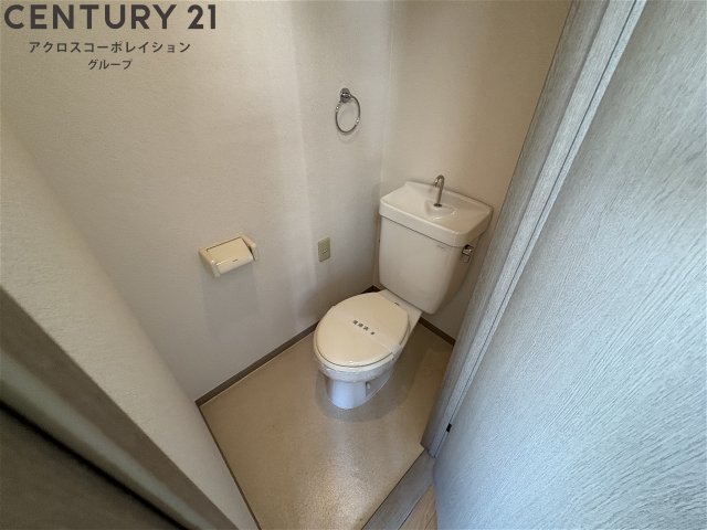 トイレ　コンパクトで使いやすいトイレです♪