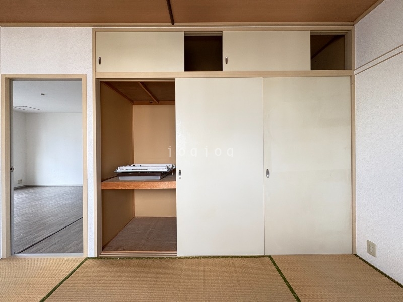収納　収納が大きく、たくさんものが入ります。