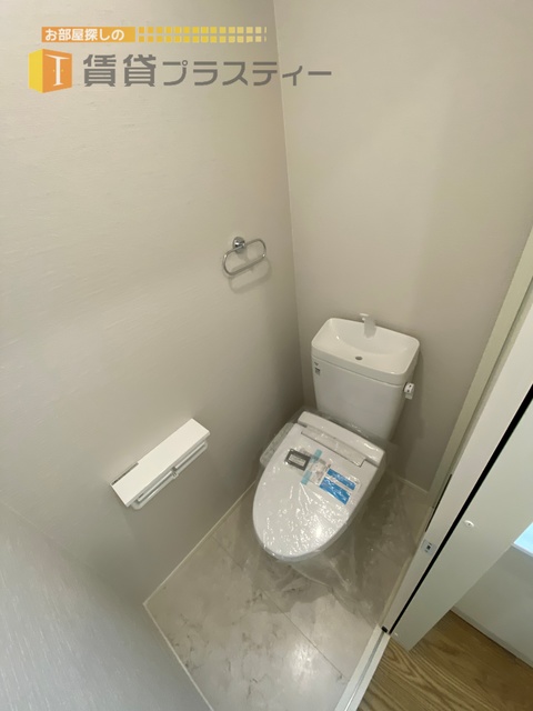 トイレ　ウォシュレット付き！
