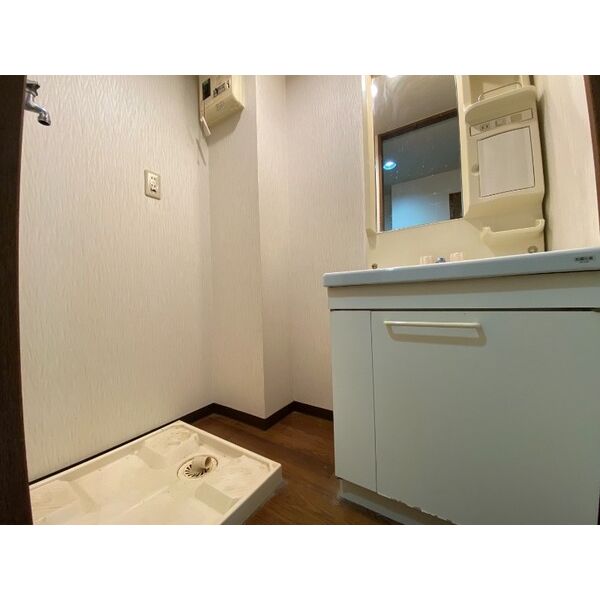洗面設備　※別室の参考写真の為、現況優先です。