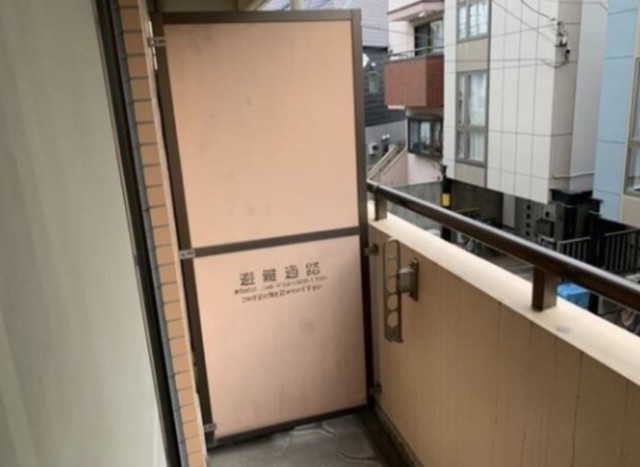 バルコニー