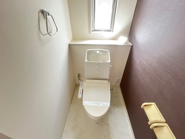 トイレ　落ち着いたトイレです