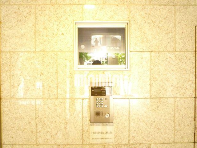 セキュリティ　オートロック付き