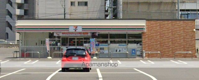 コンビニ　セブンイレブン（コンビニ）まで449m
