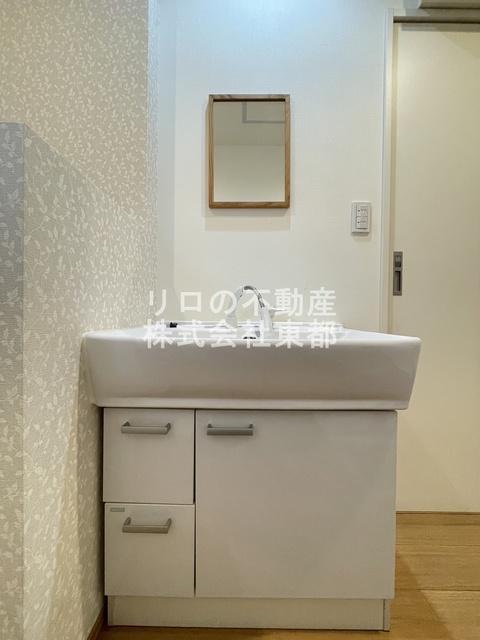 洗面設備　ヘアセットも簡単洗髪洗面化粧台タイプ☆