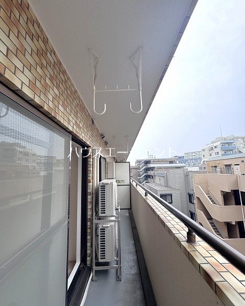 バルコニー　洗濯物が干せるバルコニーです※参考画像