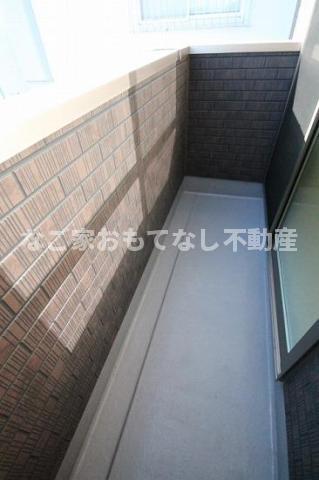バルコニー　※写真は別号室