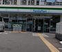 コンビニ　ファミリーマート 神戸湊町店1（コンビニ）まで182m