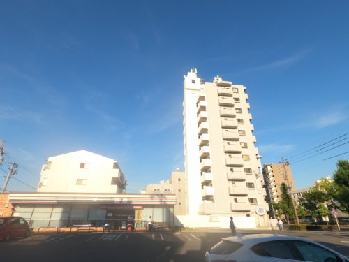 コンビニ　セブンイレブン 名古屋御器所通2丁目店（コンビニ）まで745m