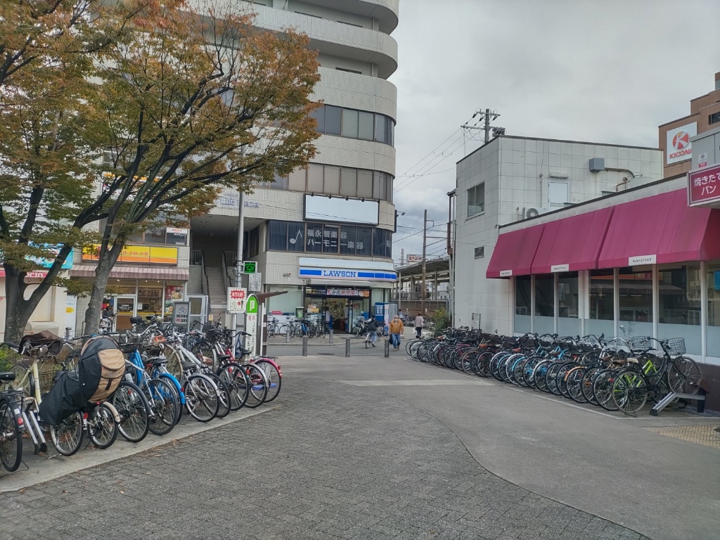 コンビニ　ローソン 立花駅前店（コンビニ）まで121m