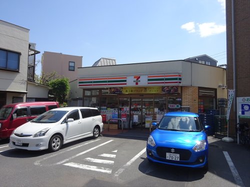 コンビニ　セブンイレブン 世田谷下馬北店（コンビニ）まで65m