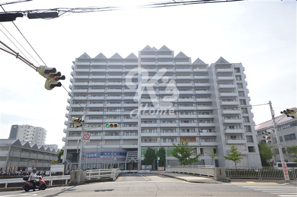 ショッピングセンター　レバンテ垂水３番館（ショッピングセンター）まで229m