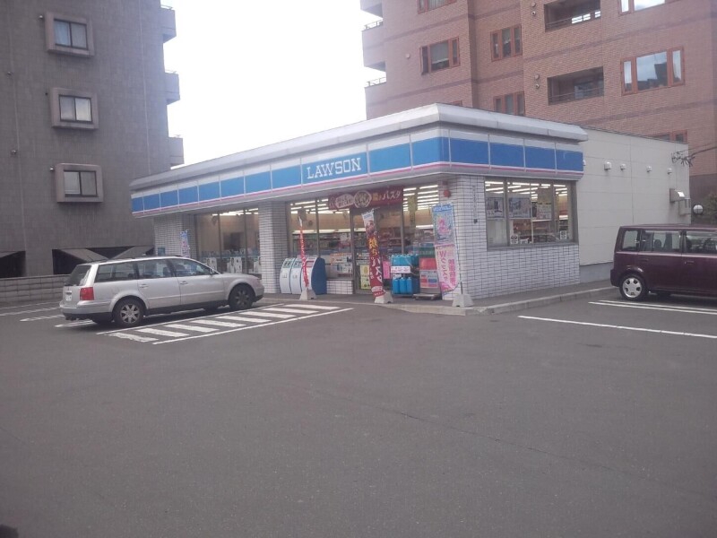 コンビニ　ローソン札幌北1条西店（コンビニ）まで504m