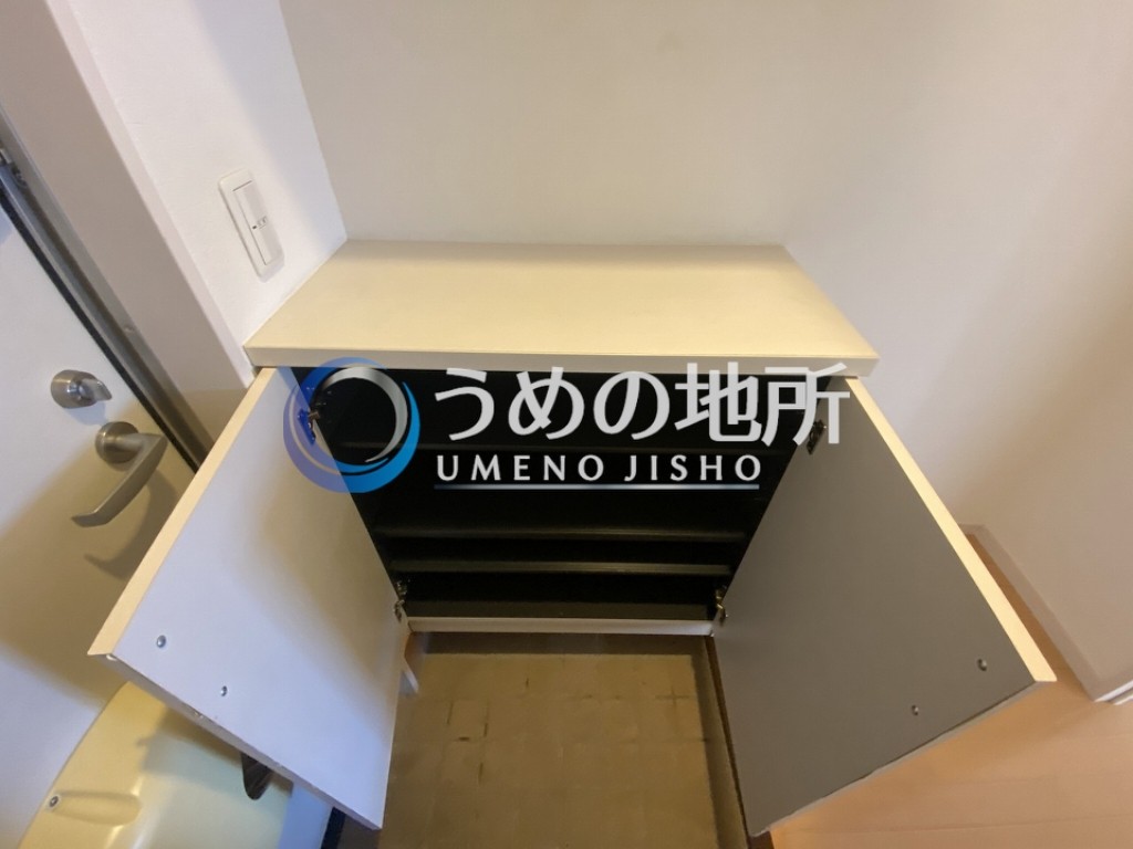 その他　靴箱1