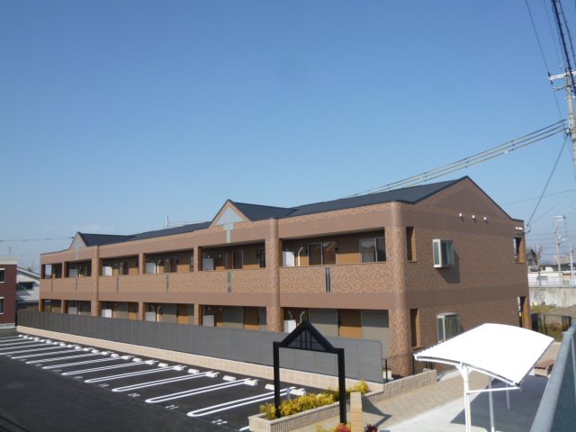 建物外観　外観写真（昼）