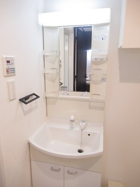 洗面設備　※参考写真