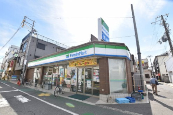 コンビニ　ファミリーマート 羽衣駅西店（コンビニ）まで612m