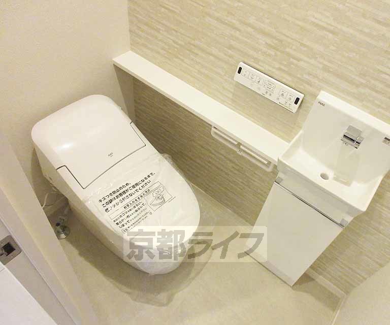 トイレ　ウォシュレット完備
