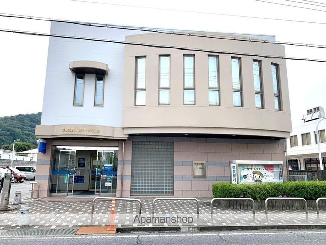 銀行　（株）滋賀銀行／能登川支店（銀行）まで216m
