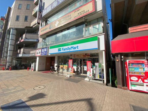 コンビニ　ファミリーマート 新松戸二丁目店（コンビニ）まで191m