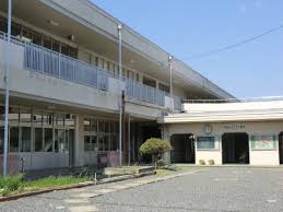 小学校　浅口市立金光吉備小学校（小学校）まで711m