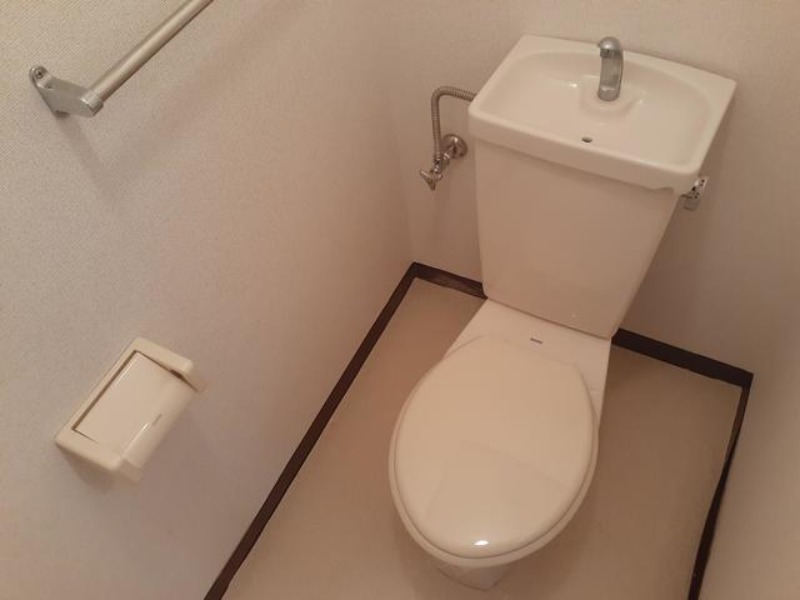 トイレ　図面と現状に相違がある場合には現状を優先