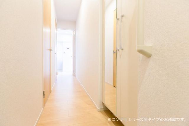 ヒカルサ東川口サウスの玄関写真