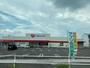 ドラックストア　くすりのレディ高松出作店（ドラッグストア）まで264m
