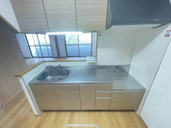 キッチン　※別部屋の写真です
