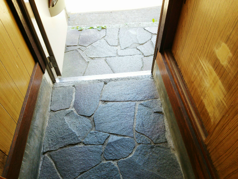玄関