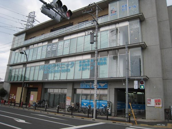 病院　六町駅クリニック（病院）まで1025m
