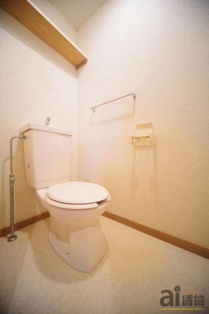 トイレ　※同仕様写真