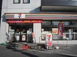コンビニ　セブンイレブン港区南青山7丁目店（コンビニ）まで150m