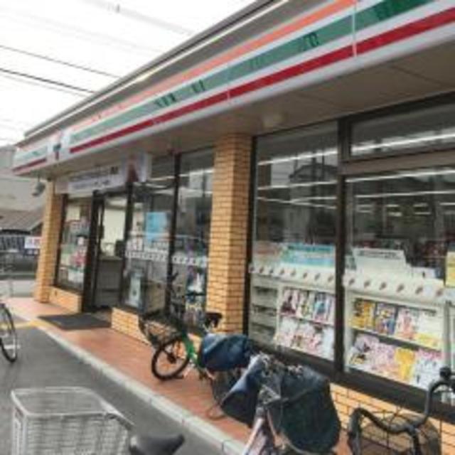 コンビニ　セブンイレブン高槻城南町2丁目店（コンビニ）まで199m