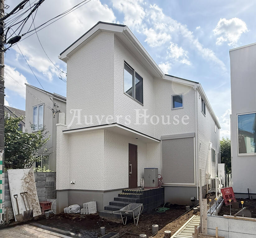 建物外観　建築中です