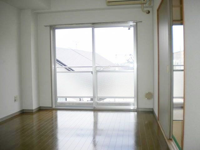 居室・リビング　★お部屋探しはタウンハウジング稲田堤店まで★