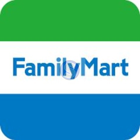 コンビニ　ファミリーマート長者亀屋町店（コンビニ）まで75m