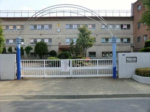 小学校　我孫子市立湖北台西小学校（小学校）まで320m