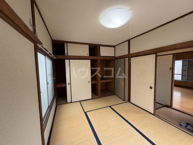 北総線 松飛台駅 徒歩15分 2階建 築53年の内装写真