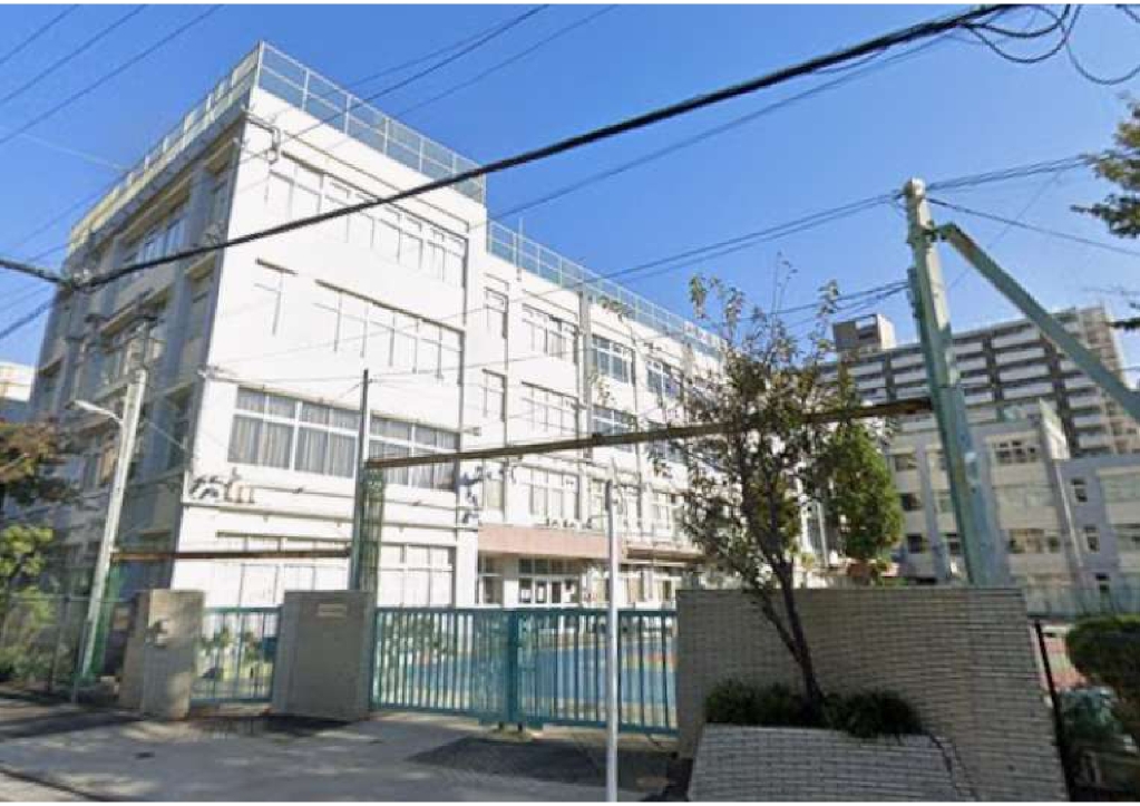 中学校　北区立堀船中学校（中学校）まで1572m