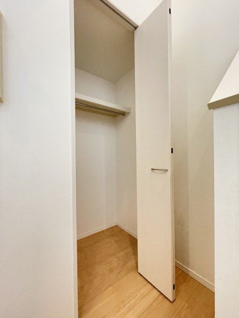 収納　※写真は別号室のものですので現状優先とさせていただきます